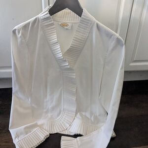 Gorgeous Talbot's French Ruffle Button Down Top Dressy Blouse  Size 8 White